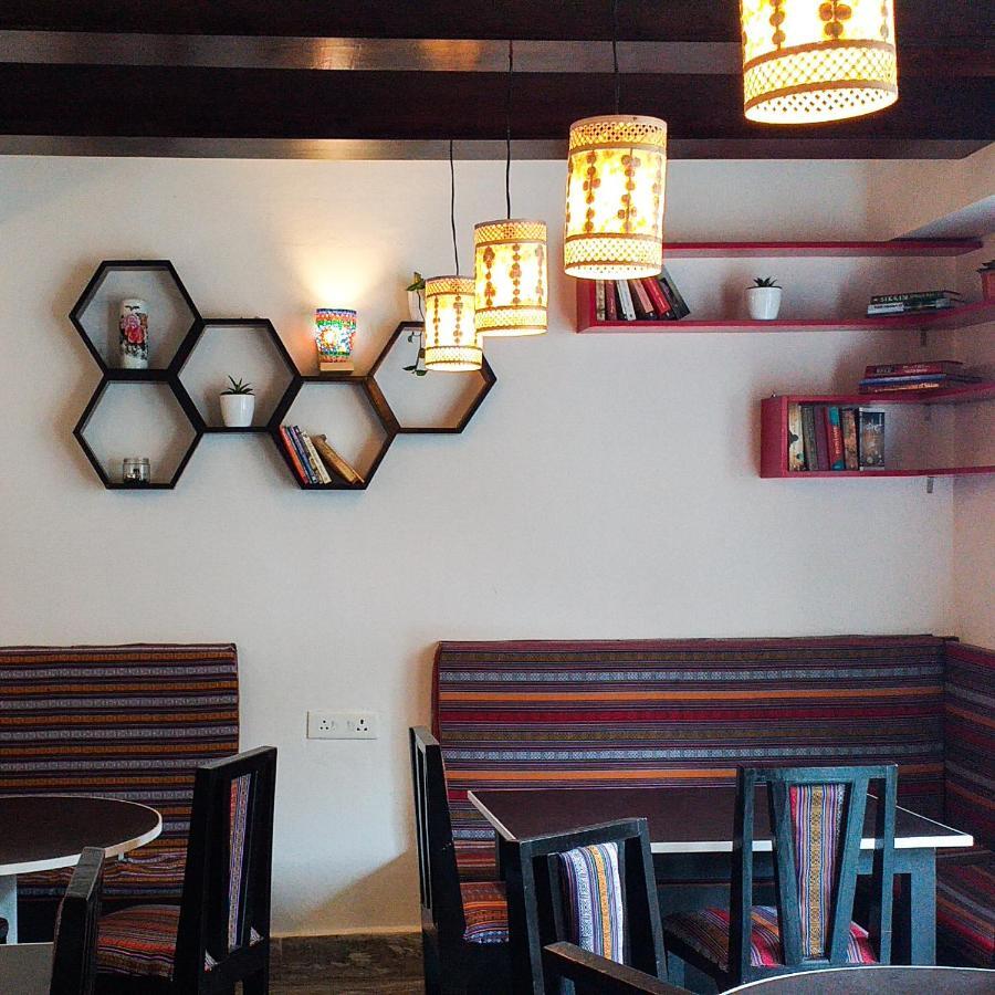 Bumblebee Bed & Breakfast Ґанґток Екстер'єр фото